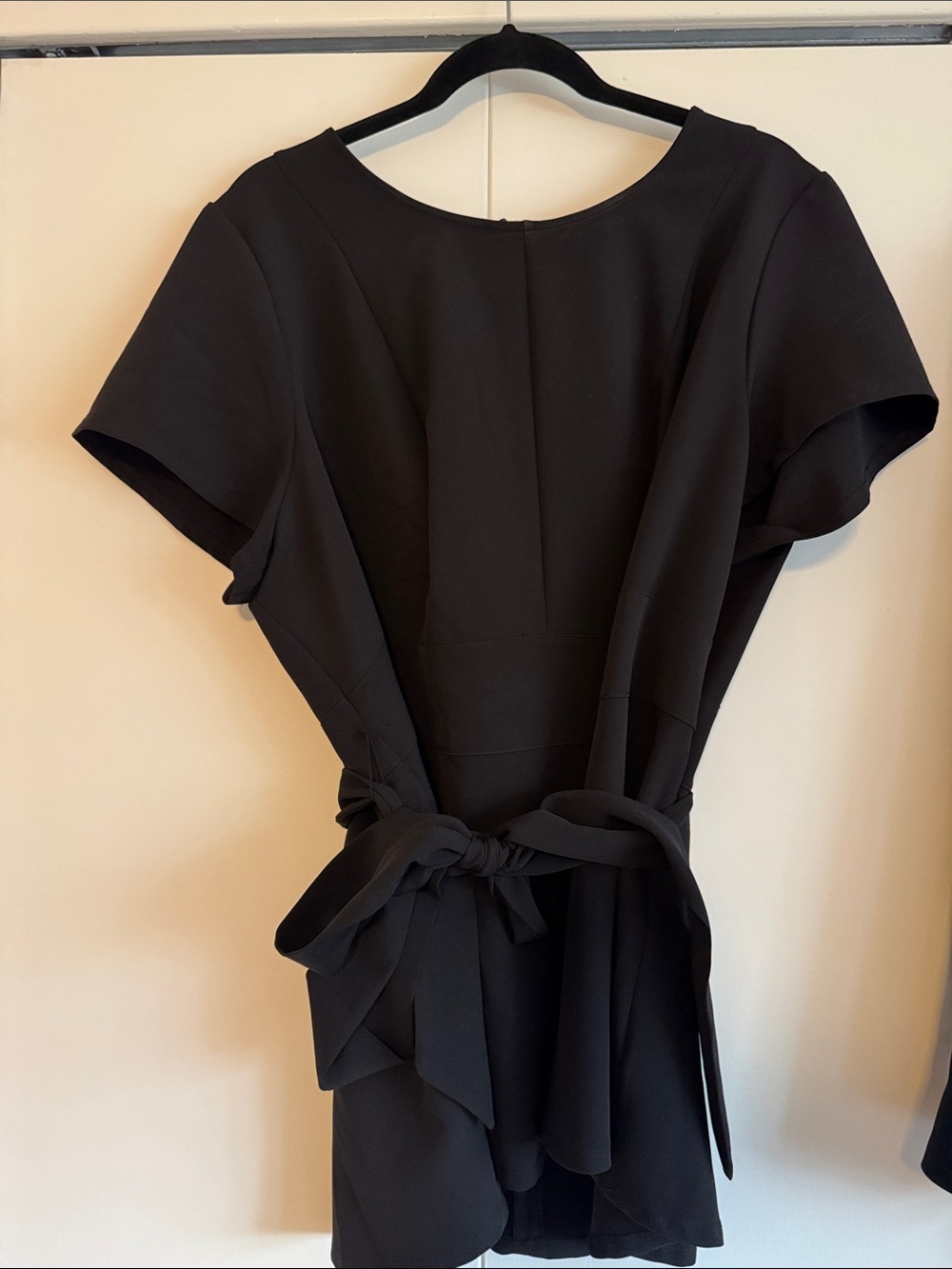 Black Women's Tie-Waist Shirt